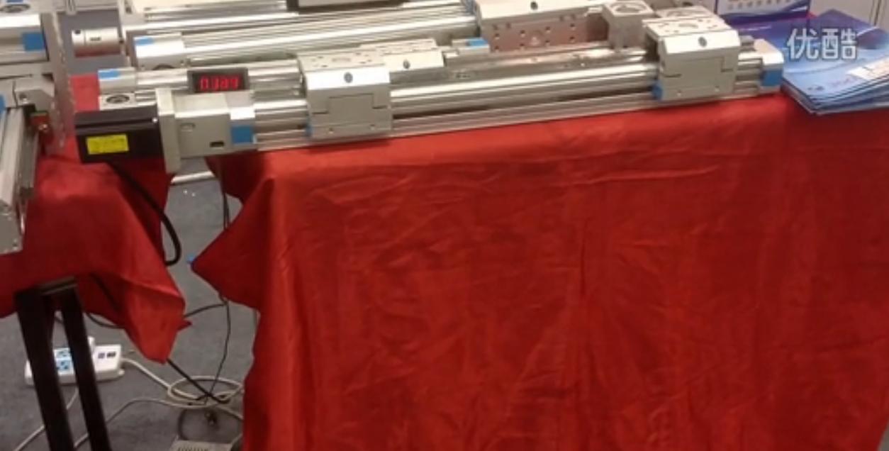 蘇州展會(huì)-雙滑塊對(duì)開(kāi)電動(dòng)滑臺(tái) 蘇州展會(huì)-雙滑塊對(duì)開(kāi)電動(dòng)滑臺(tái)